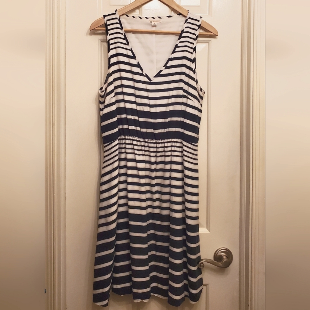 GAP Striped Navy Sun Dress with Pockets! - Size 12